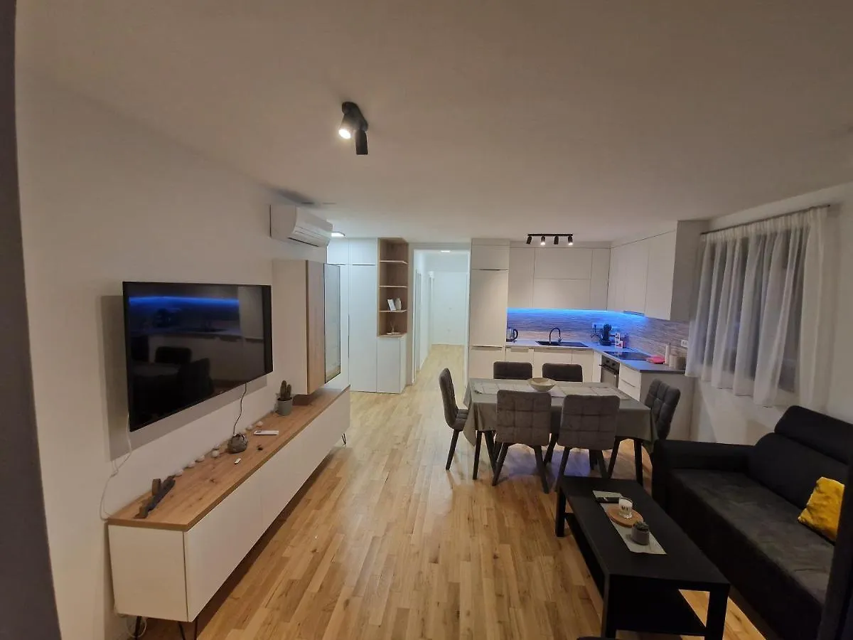 Apartment Luna Zadar